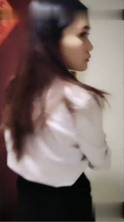 剧情扮演：黑丝女教师惨遭痴汉学生尾行回家，强行侵犯内射！